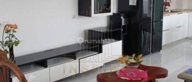 Disewakan Rumah Green Vile 4Br Furnish di Jakarta Barat 1