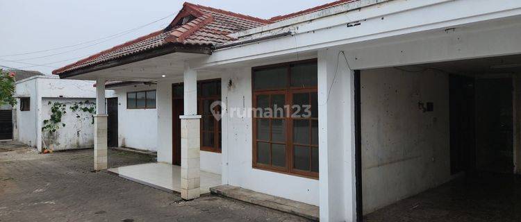 Rumah Lama Hitung Tanah Sariwangi Parongpong 1