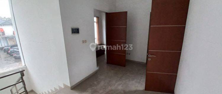 Rumah Kompleks Nuansa Indah Buah Batu Bandung 1