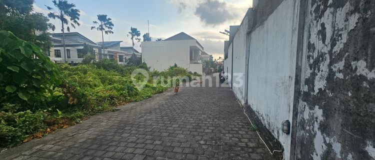 Dijual tanah lokasi jalan pantai brawa tibubeneng kuta utara 1