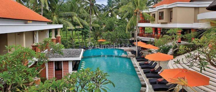 For sale, hotel villa and resort with rice field view in Ubud location  1