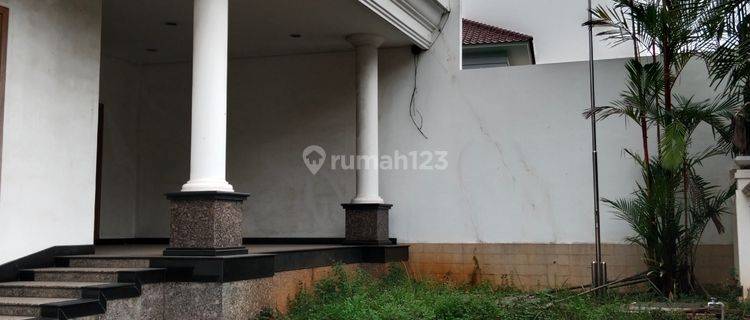 Rumah Mewah Pademangan America Classic 3 Lantai Siap Huni SHM 1