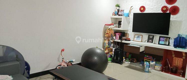 Dijual Cepat Rumah Di Taman Palem Lestari 1