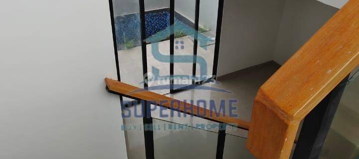 Disewakan Rumah 2lantai  1