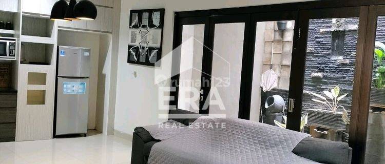 Dijual rumah 2 lantai di Kota Wisata full furnished 1