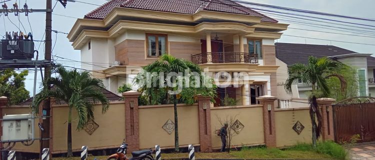 RUMAH SIAP HUNI 2 LANTAI  FULL FURNISHED BUKIT SARI SEMARANG 1