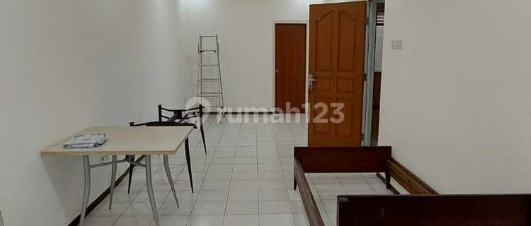 Murah! Jual Cepat Rumah Puan Kelapa Gading 2 Lantai Siap Huni 1