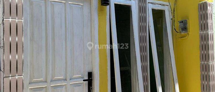 Rumah Baru Unfurnished di Dukuh Kupang, Surabaya Murah 100 Juta 1