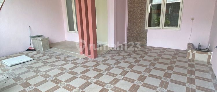 Disewakan Rumah Pondok Tjandra Jl. Semangka 1