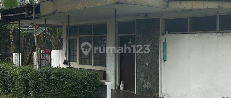 Strategic Land Calculation House on Magelang Main Road 1