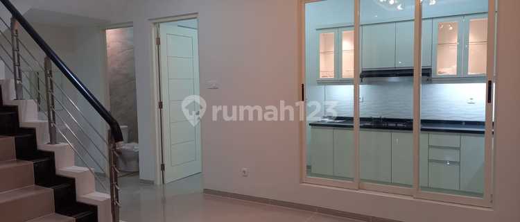 For Sale House Surabaya In Pakuwon City Griya Asri 1