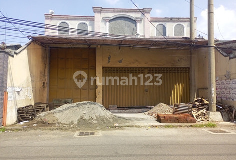 0317.171(Bm) Mojokerto Shop House Auction in Magersari at Randugede Shop House 1