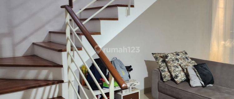 Rumah 2 lantai di Grand Harvest full renov full furnished  1