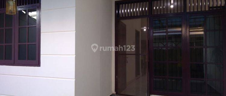 Disewa Rumah Sunter, 1½ Lantai, Hadap Selatan 1