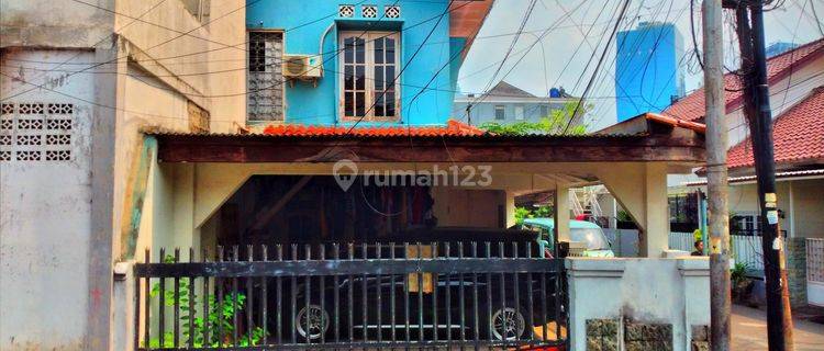 Dijual Rumah 2 Lantai Menteng Dalam siap huni 1