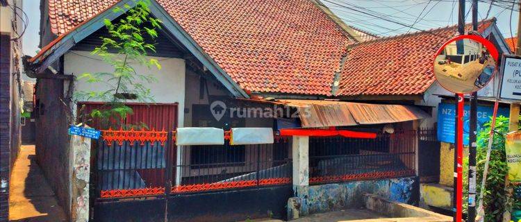 Dijual Rumah Lt 169 m² 5KT 3KM Menteng Dalam Strategis  1