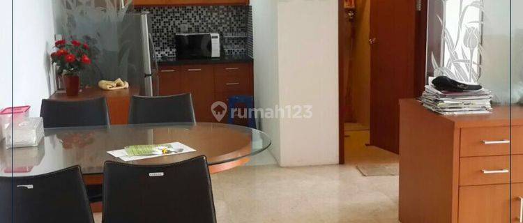 Apartemen Poins Square 2KT Furnished View City 1