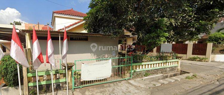 Disewakan Harga Rendah Rumah Dekat Pasar Condong Catur, Sleman 1