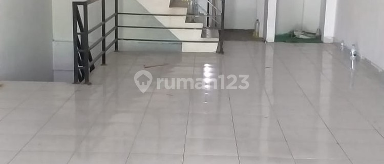 FOR SALE OR RENT: SHOPHOUSE IN THE CATUR TUNGGAL CAMPUS AREA, SLEMAN 1