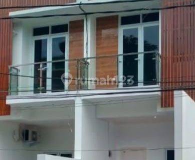 Rumah Murah Shm 2 Lt Di Utan Kayu, Dekat Pasar Pramuka 1