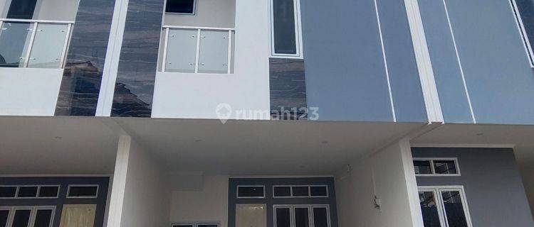 Rumah Murah 2lt Shm Di Kepu Strategis Dekat Kemayoran 1