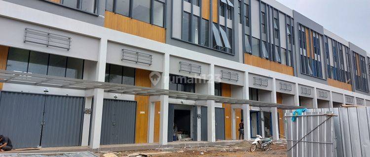 Dijual Ruko bagus di grand Wisata dekat Mall Grand wisata 1