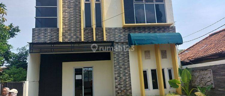 Di Jual Cepat Ruko bagus di Jln.Ahmad yani SHM 1