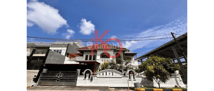 Dijual Rumah Mewah di Tengah Kota 1