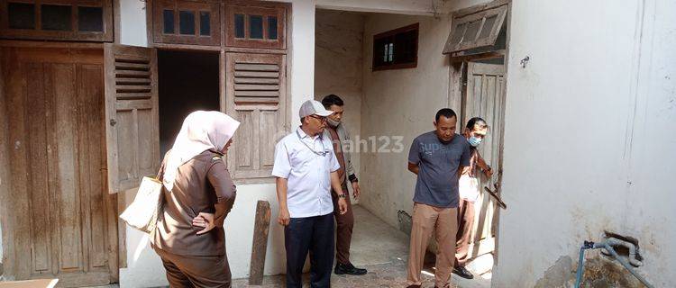 RUMAH PLANDI JOMBANG 94200 1