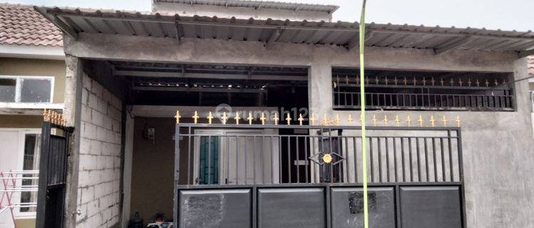 RUMAH KEJAYAN PASURUAN 95805 1