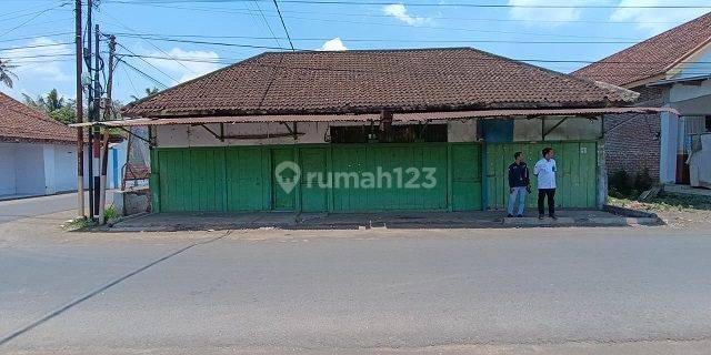 RUMAH SULTAN AGUNG JEMBER 91808 1