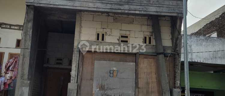 RUMAH SEMEMI SURABAYA 80642 1