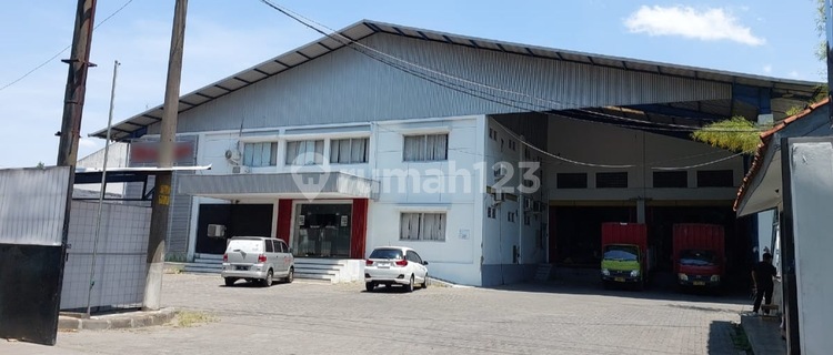 Warehouse on Jl. Majapahit, Gemah, Pedurungan District, Semarang City, Central Java, Majapahit1 1