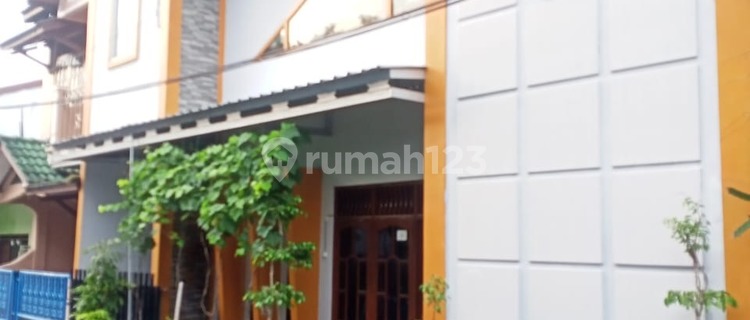 Rumah Bagus Siap Huni 2 Lantai di Ungaran 1