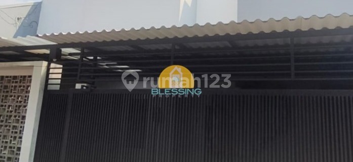 Strategic Exclusive Ready-to-Occupy House in Pleburan 1