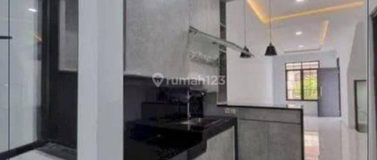 Dijual Rumah Baru Taman Ratu 3 Lantai Siap Huni 1