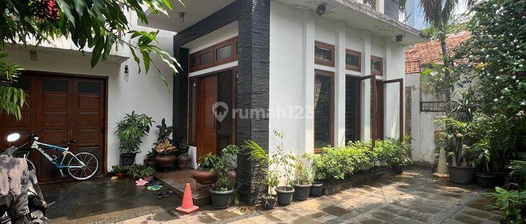 Rumah 2 Lantai Ada Kost di Senopati Area Kebayoran Baru 1