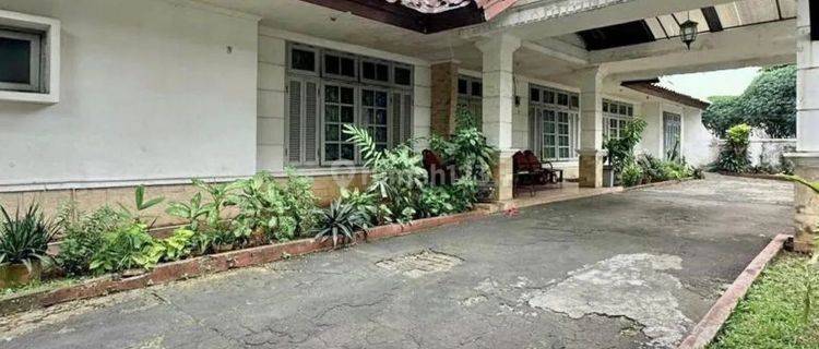 Jarang Ada Rumah Tanah Luas Dikawasan Elit Senopati Jaksel 1