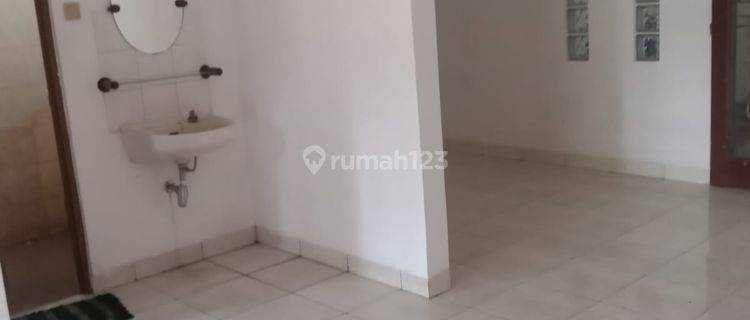 Rumah Minimalis Modern 2 Lantai Lingkungan Nyaman Siap Huni di Batununggal Bandung 1