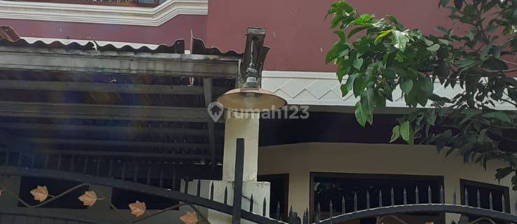 Rumah Bagus 2 Lantai Minimalis Modern Siap Huni di Cigadung Bandung 1