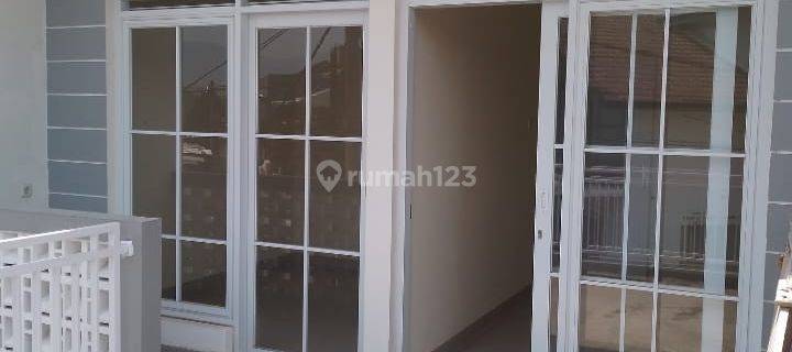 Rumah Nyaman Minimalis 2 Lantai Siap Huni di Adipura Gedebage Bandung 1