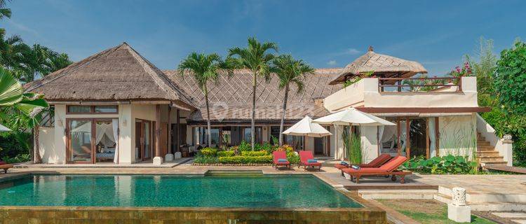 Hp lb03 Rumah Bagus Furnished SHM di Dencarik Beach, Buleleng 1