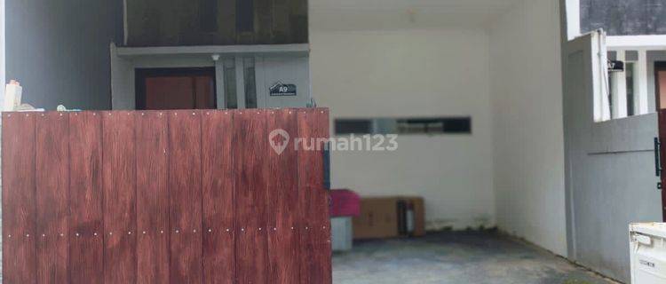 2 Storey House in North Denpasar RM 1