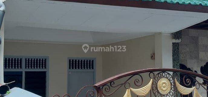 Rumah 2 Lantai Di Denpasar Utara Db 1