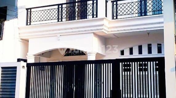 Rumah Siap Huni Full Furnish Di Pejaten Jakarta Selatan
 1