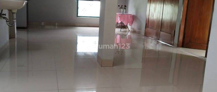 Rumah Siap Huni di Taman Meruya Ilir Kembangan Jakarta Barat  1