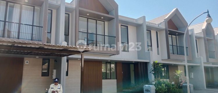 Rumah Cantik 2 Lantai Dejat Bandara Hasanuddin Makassar 1