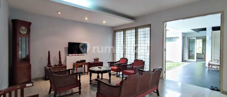 Rumah 2 lantai di Tengah Kota jl.Taman Beringin Semarang  1