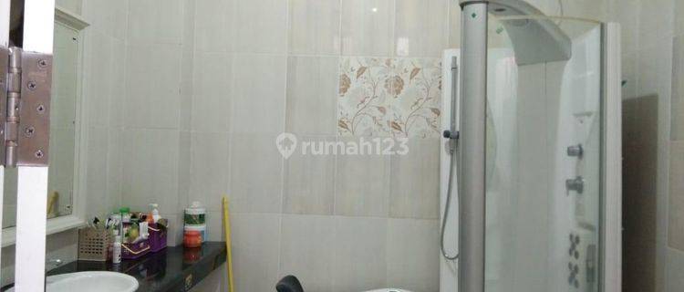 Rumah Jual Makassar Strategis Jalan Domba Full Furnish er  1