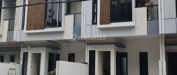 RUMAH 2 LANTAI MEWAH NAN CANTIK CEMPAKA PUTIH BARAT JAKARTA PUSAT  1